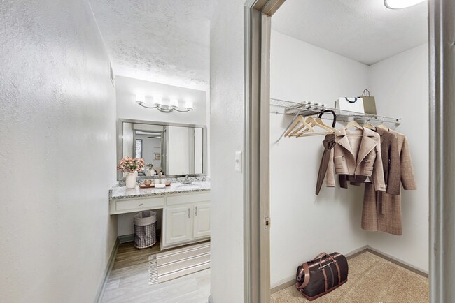 Elliot Apartments on Abernathy, Atlanta, GA 30328 - photo 7