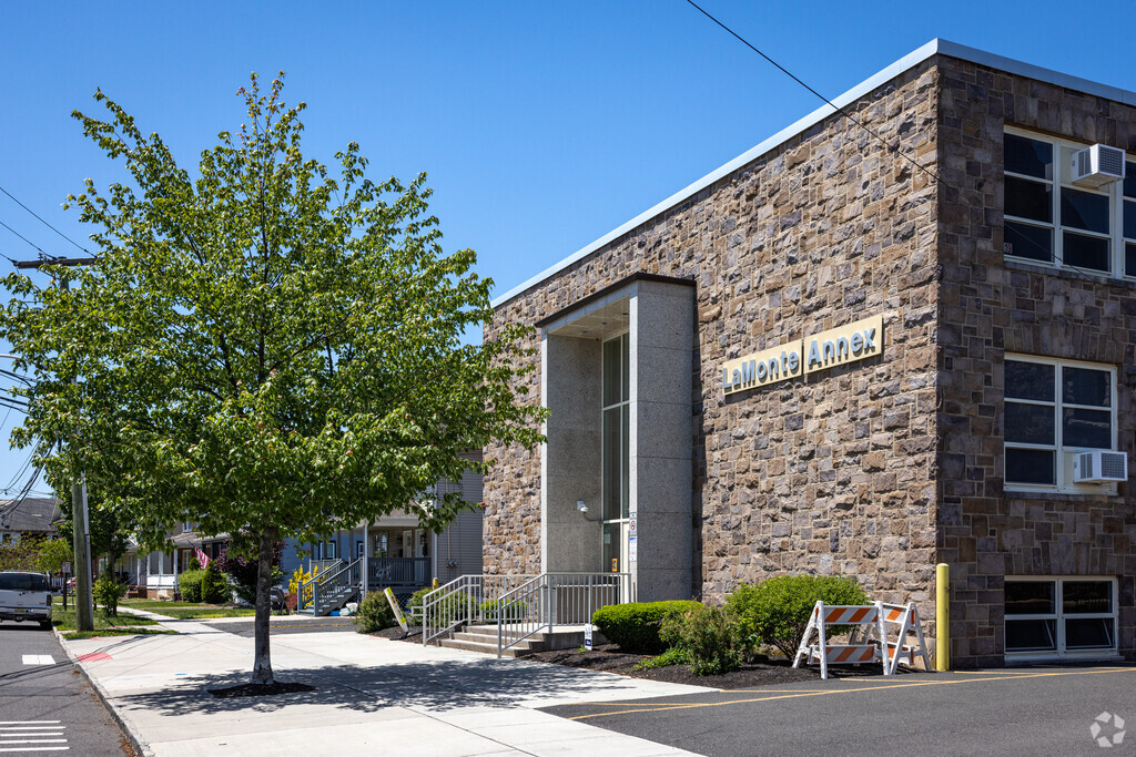 LaMonte Annex Elementary School serves Bound Brook's kindergarten students. Over the street, LaMonte Elementary School serves students in pre-K.