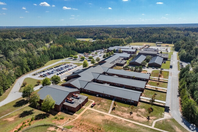 Howard Middle School has a large campus to hosts its many students.