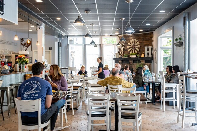 The Hen House is a busy brunch spot on Wheaton's Campus Avenue.