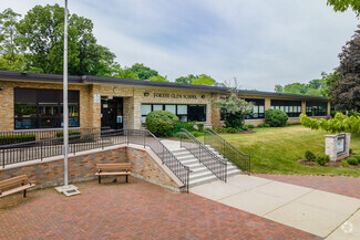 Forest Glen Elementary School