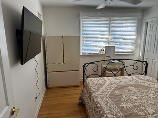 13 Aronimink Dr, Newark, DE 19711