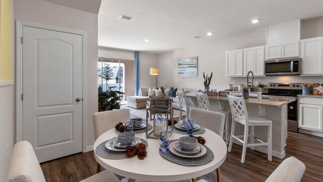 2621 Olympic Ct, Davenport, FL 33837 - photo 5