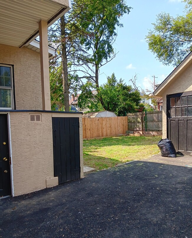 238 Penn Blvd unit 2nd Floor, Lansdowne, PA 19050 - photo 7