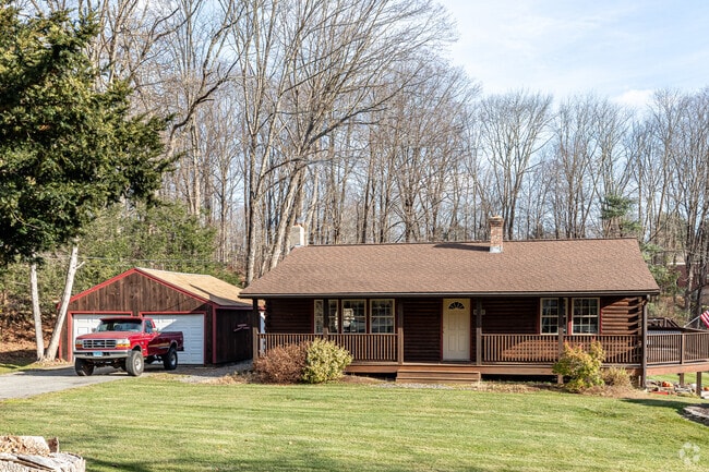 Log cabin styling fits in perfectly with Willington's country lifestyle.