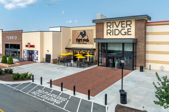 Richland Hills provides easy access to popular retail stores and shopping centers.