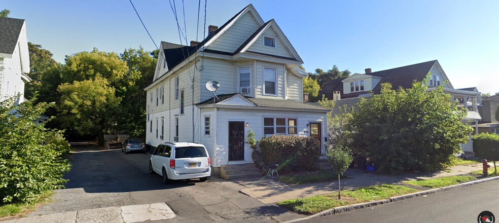 826 Park St unit 826 Park St, Syracuse, NY 13208 - photo 1