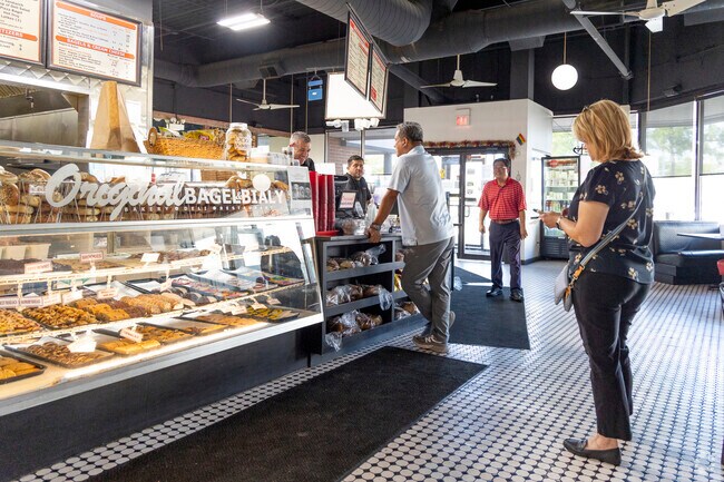 The Original Bagel and Bialy near Horatio Gardens serves classic deli fare.
