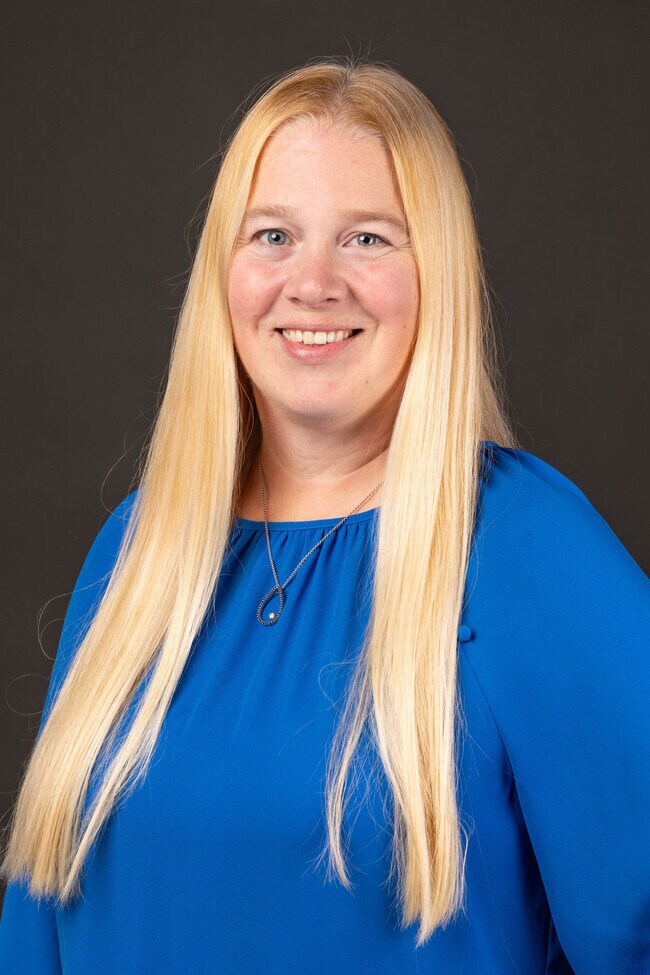 Laura Arseneau