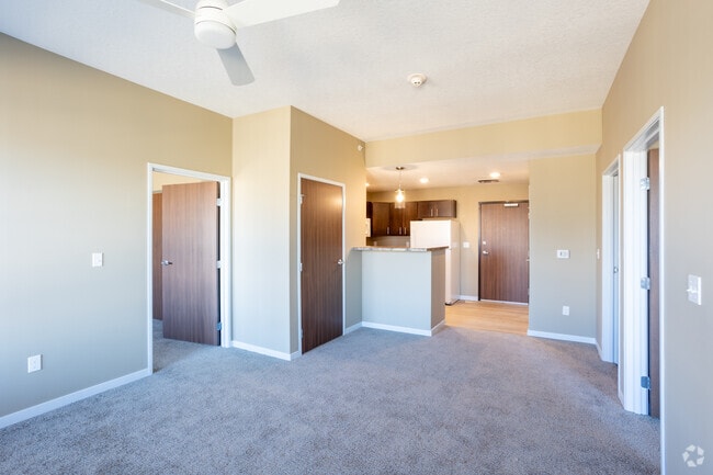 2BR, 2BA - 900SF - Living Room