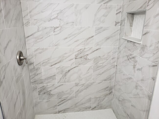 8126 W 15th Ave unit B, Hialeah, FL 33014 - photo 7