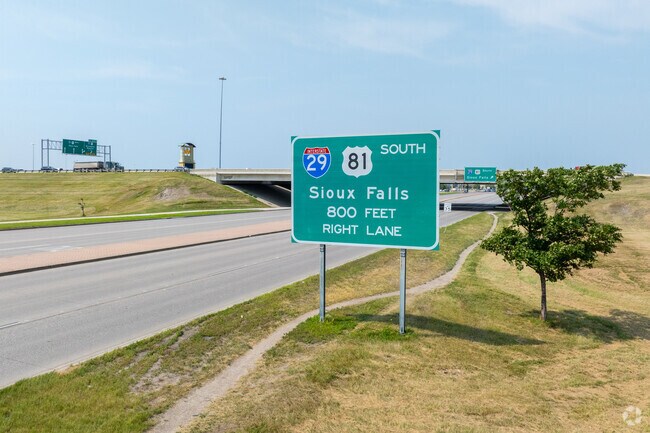 Fargo is located in the southeastern part of North Dakota, on the border with Minnesota.