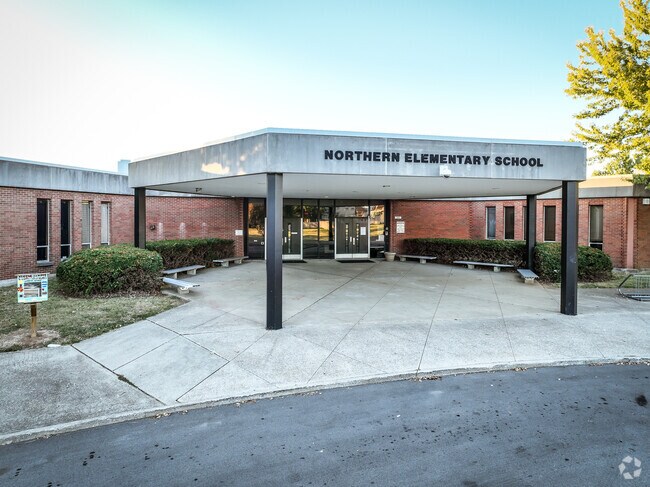 The large welcoming entrance to Northern Elementary School in Wilburn-Griffin Gate