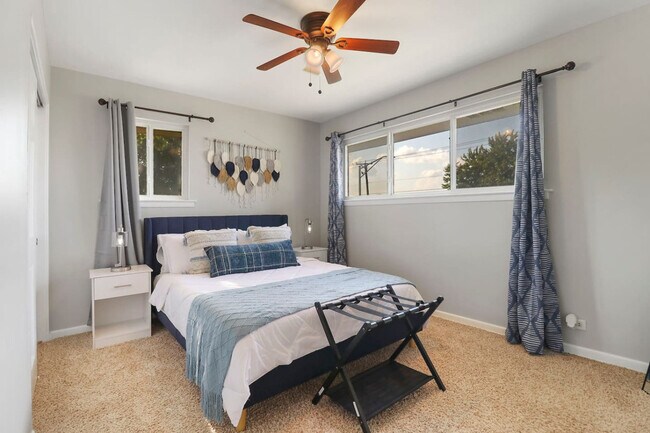 207 N Beverly St unit ID1366962P, Wheaton, IL 60187 - photo 4