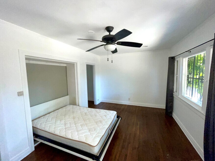 402 Micheltorena St unit 1/2, Los Angeles, CA 90026 - photo 1