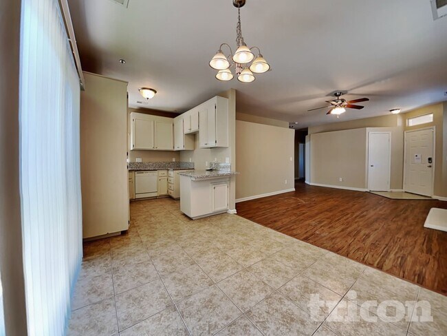 408 Falcon Dr, Woodland, CA 95695 - photo 6