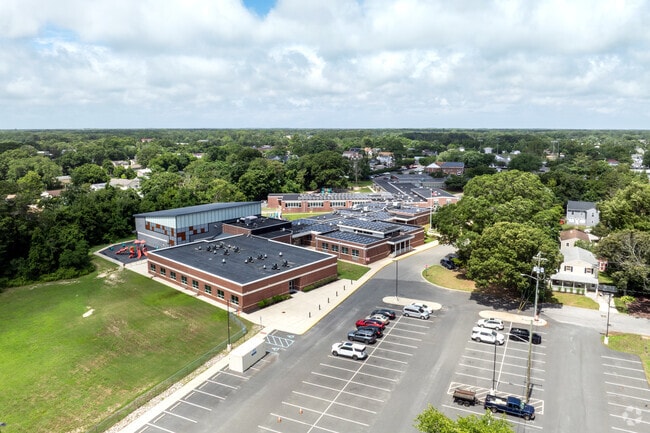 Middle Township Elementary #1 received an A- rating from Niche.