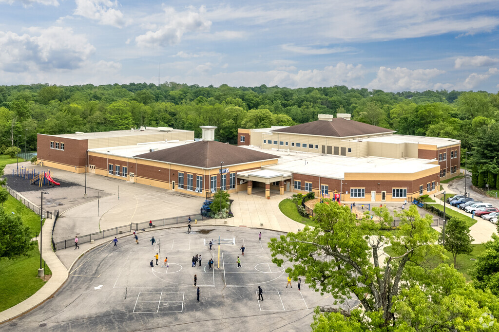 Mt. Airy Elementary School serves students in the Mt Airy community.