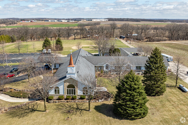 Mukwonago Baptist Academy is a private school for grades K-12.