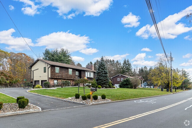 New Hempstead homes are mostly single-family ranch-style homes.