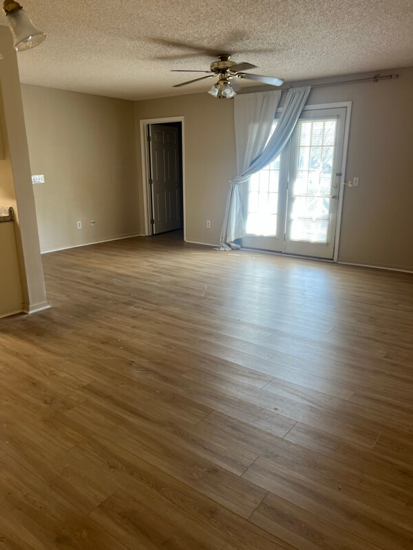 743 Coventry Ln unit B1, Florence, SC 29501 - photo 3