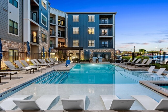 Pine + Parker, Parker, CO 80134 - photo 3