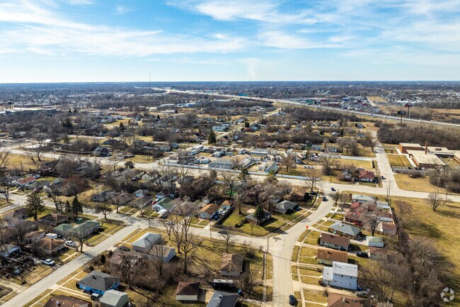 Dixmoor features many homes that are affordable for small families.