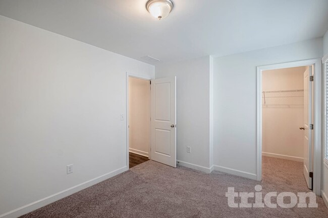 174 E Rdg Way, Woodstock, GA 30188 - photo 3