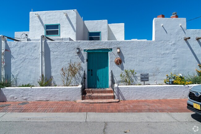 Mesilla's heritage includes Pueblo Revival-style homes.