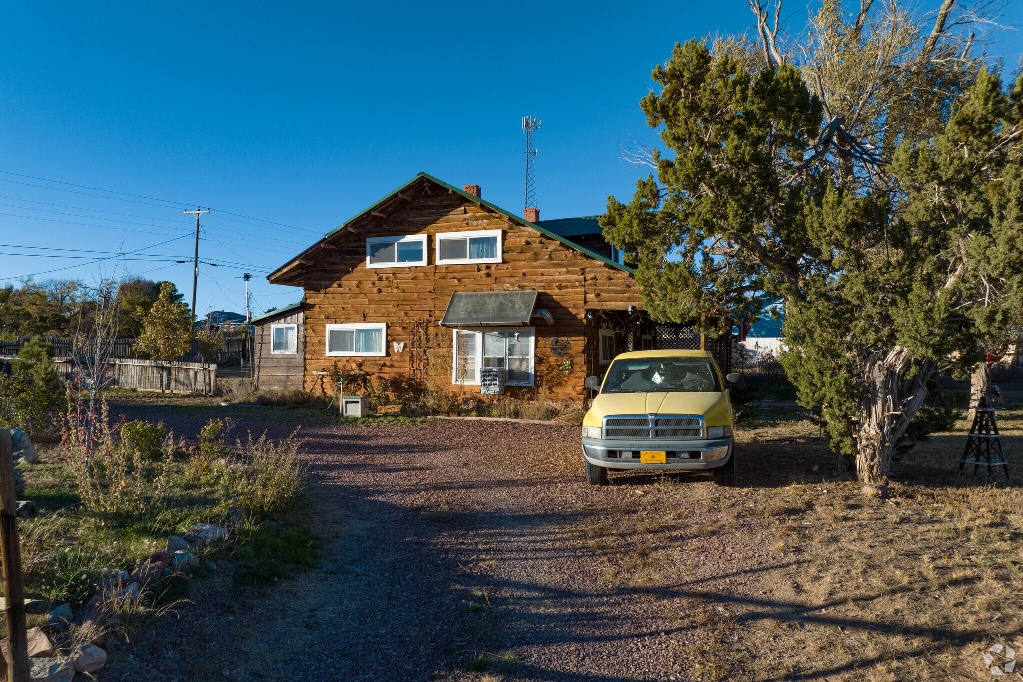 There are many custom homes along the streets of Mountainair.
