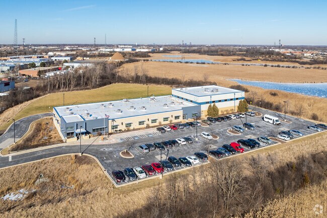 Nearby private school options include School of Expressive Arts and Learning.