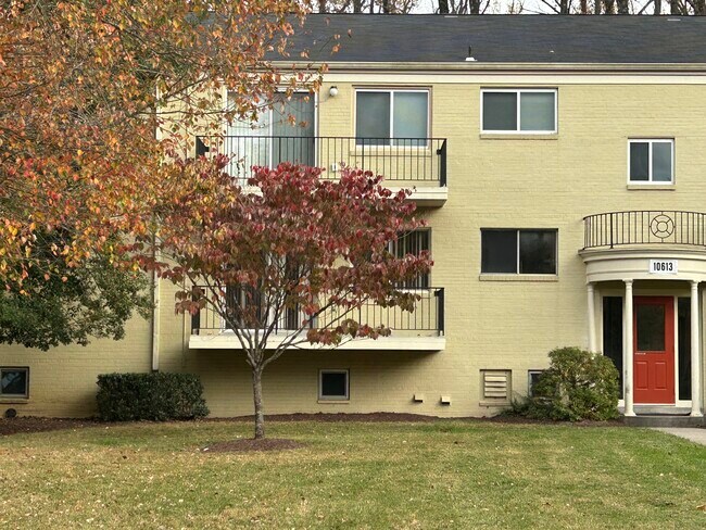 10613 Weymouth St 101, Bethesda, MD 20814 - photo 7