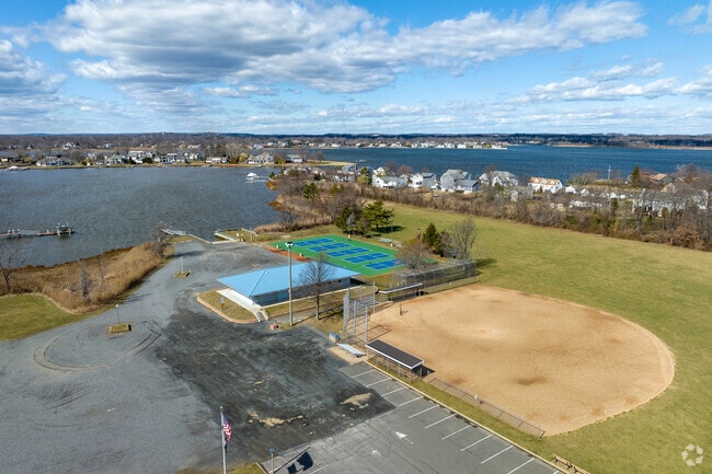 Blackberry Bay Park provides plenty of amenities for children to play and enjoy the outdoors.