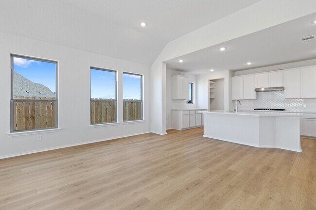 14417 Blue Mesa Hill, San Antonio, TX 78245 - photo 5