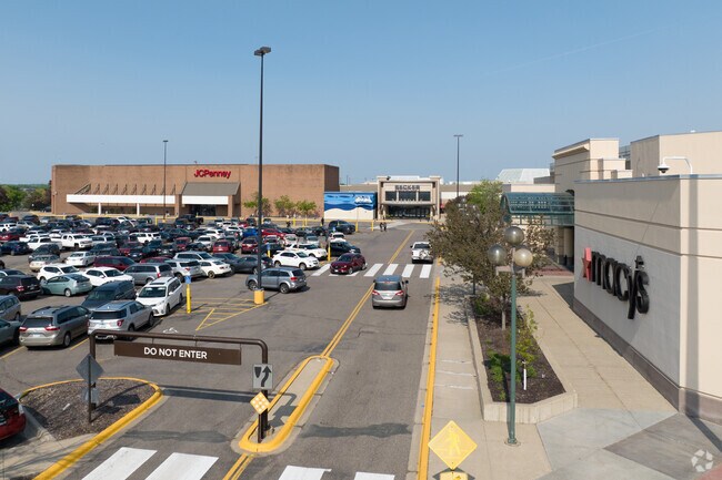 Rosedale Center shopping mall features 125 retailers and the anchor stores are JCPenney, Macy’s, and Von Maur.