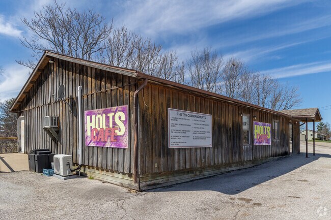 Holt's Cafe is on Old State Highway 37 in Judah and is open Thursdays, Fridays and Saturdays.