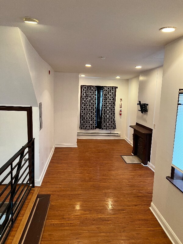 2512 W Oxford St unit 2, Philadelphia, PA 19121 - photo 2