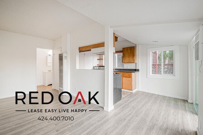 476 1/2 Crane Blvd unit 476 1/2, Los Angeles, CA 90065 - photo 6