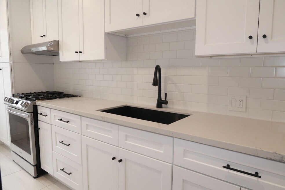 5553 Fulcher, 2