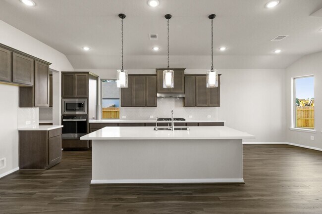 10726 Rattlebox Ct, Cypress, TX 77433 - photo 6