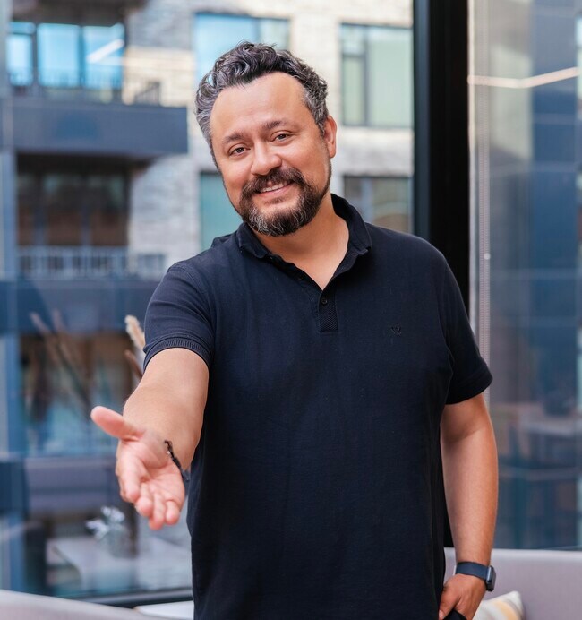 Roberto Mejicano Varela