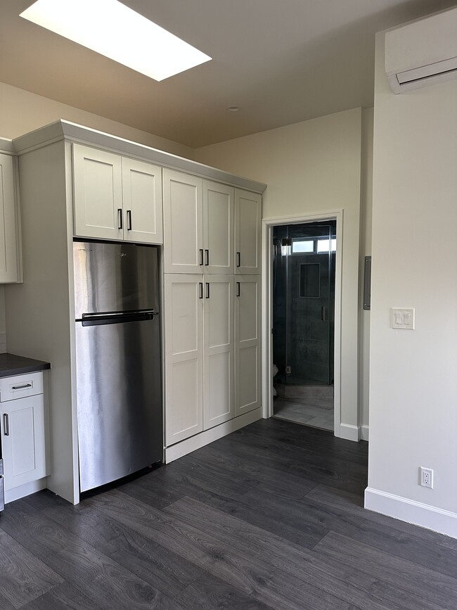 11505 McDonald St unit A, Culver City, CA 90230 - photo 7