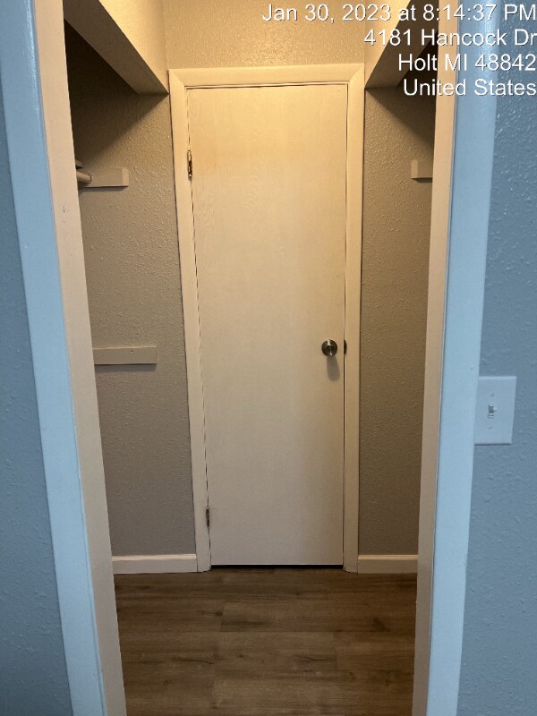 4181 Hancock Dr, Holt, MI 48842