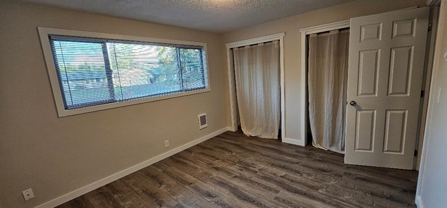 34230 Pittsburg Rd, Saint Helens, OR 97051 - photo 4