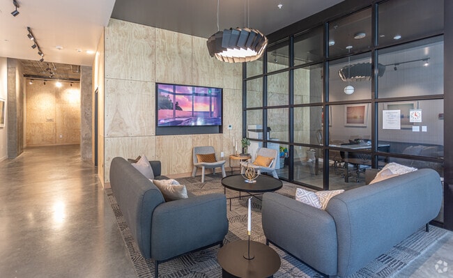 Vanguard, Boise, ID 83702 - photo 5