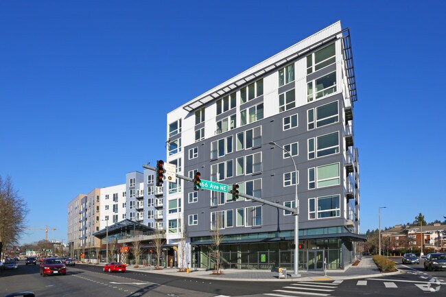 The Triangle, Redmond, WA 98052 - photo 4