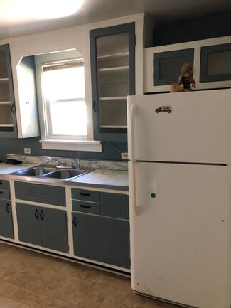 1296 Butler Rd Unit 1296B, Springdale, PA 15144