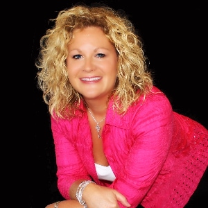 Leslie Davis
