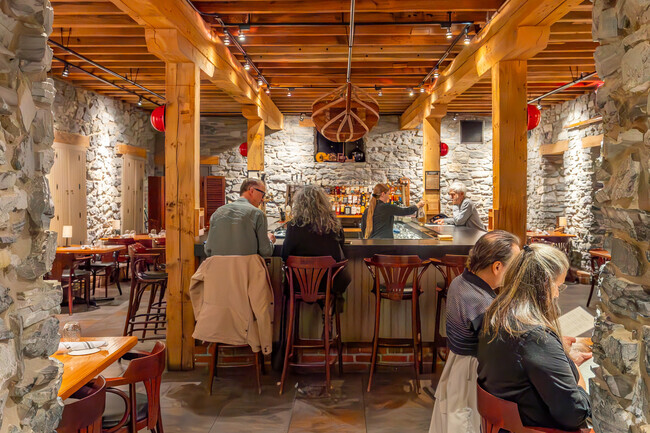There are several fine dining options in East Side, including the elegant Cork and Cap.