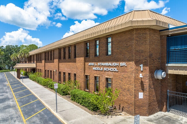 Jere L. Stambaugh Middle School located in Auburndale FL and serves over 800 students.